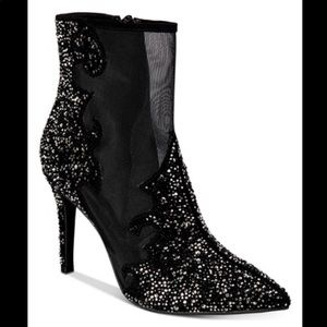 NWOB Thalia Sodi Rossana Western Booties